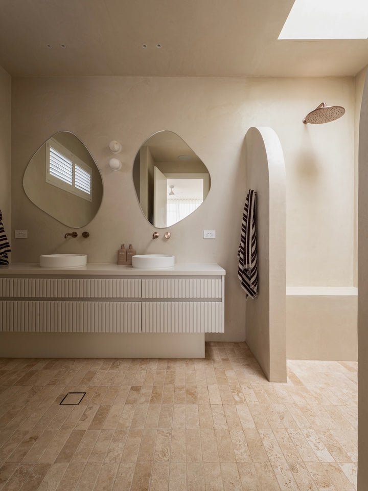 A Crystalux mirror in The Solenne Residence, photo 2 of 3